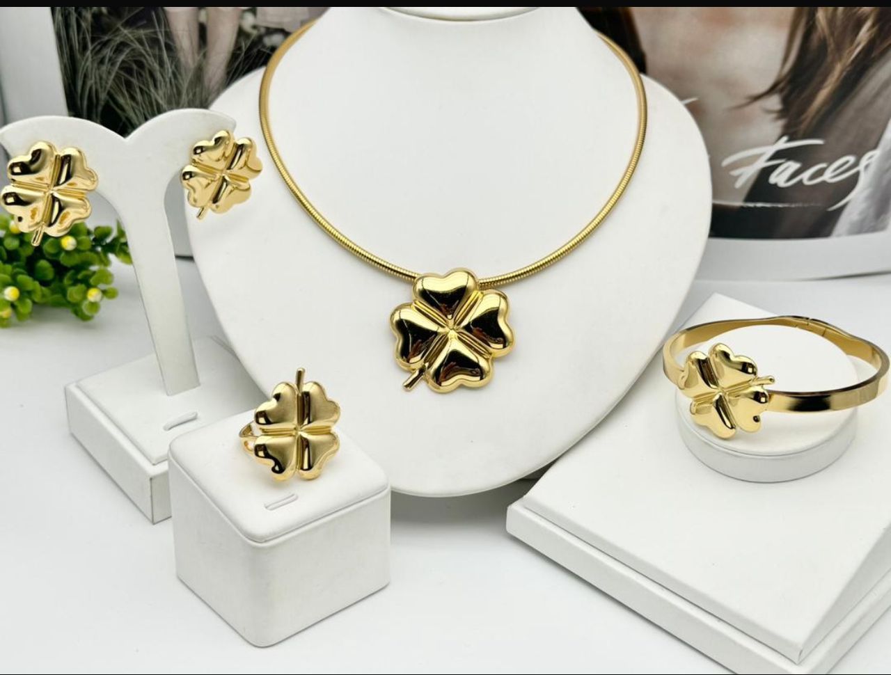 NON TARNISH WOMEN NECKLACE, EARNING, BRACELET AND RING SET